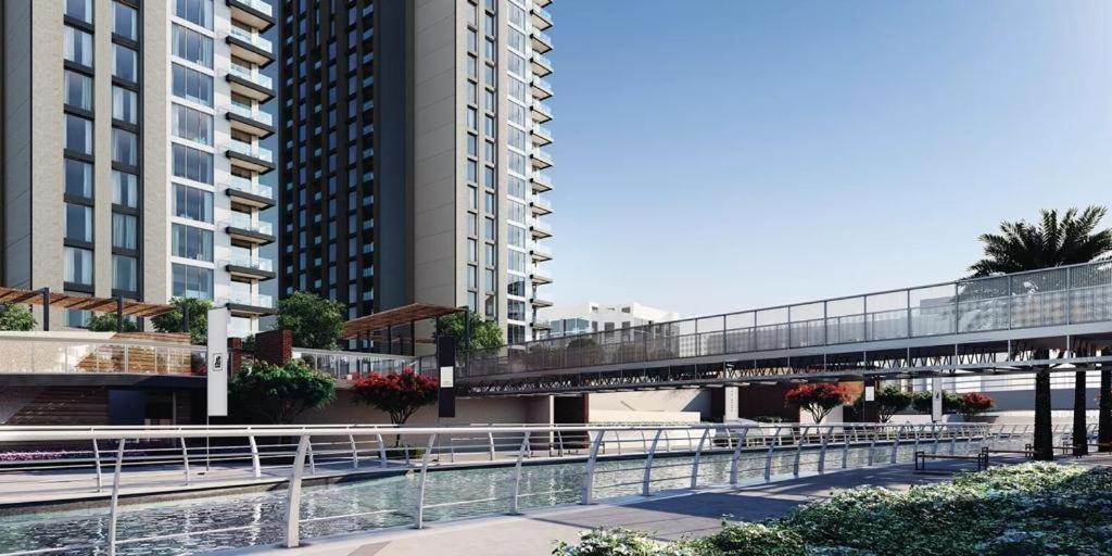 Apartment L The Design Editl Stunning Poolside Oasis W Pool Vista And Access I Abudhabi 's Finest *